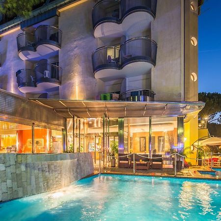 Park Hotel Линяно Сабиадоро Екстериор снимка