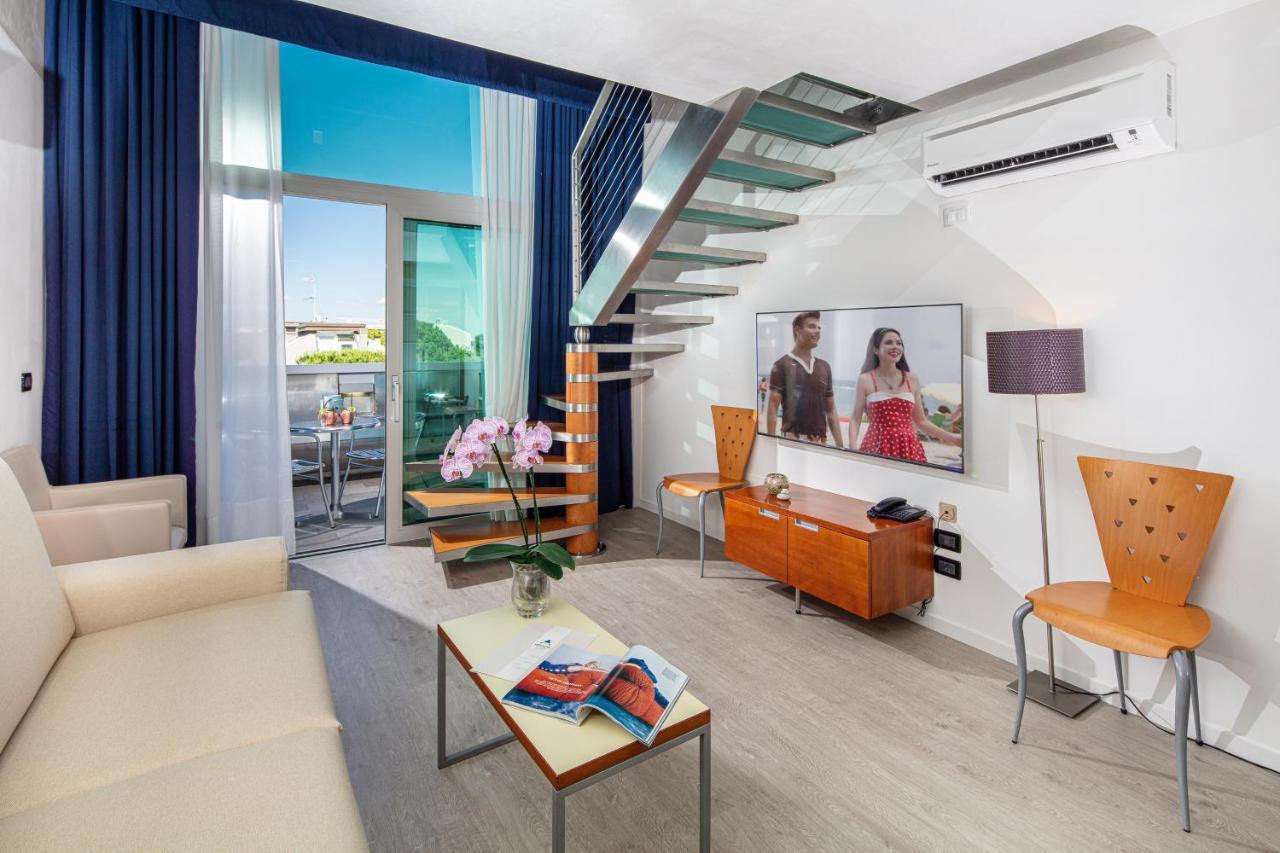 Park Hotel Линяно Сабиадоро Екстериор снимка