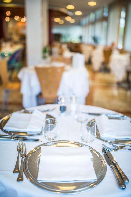 Park Hotel Линяно Сабиадоро Екстериор снимка
