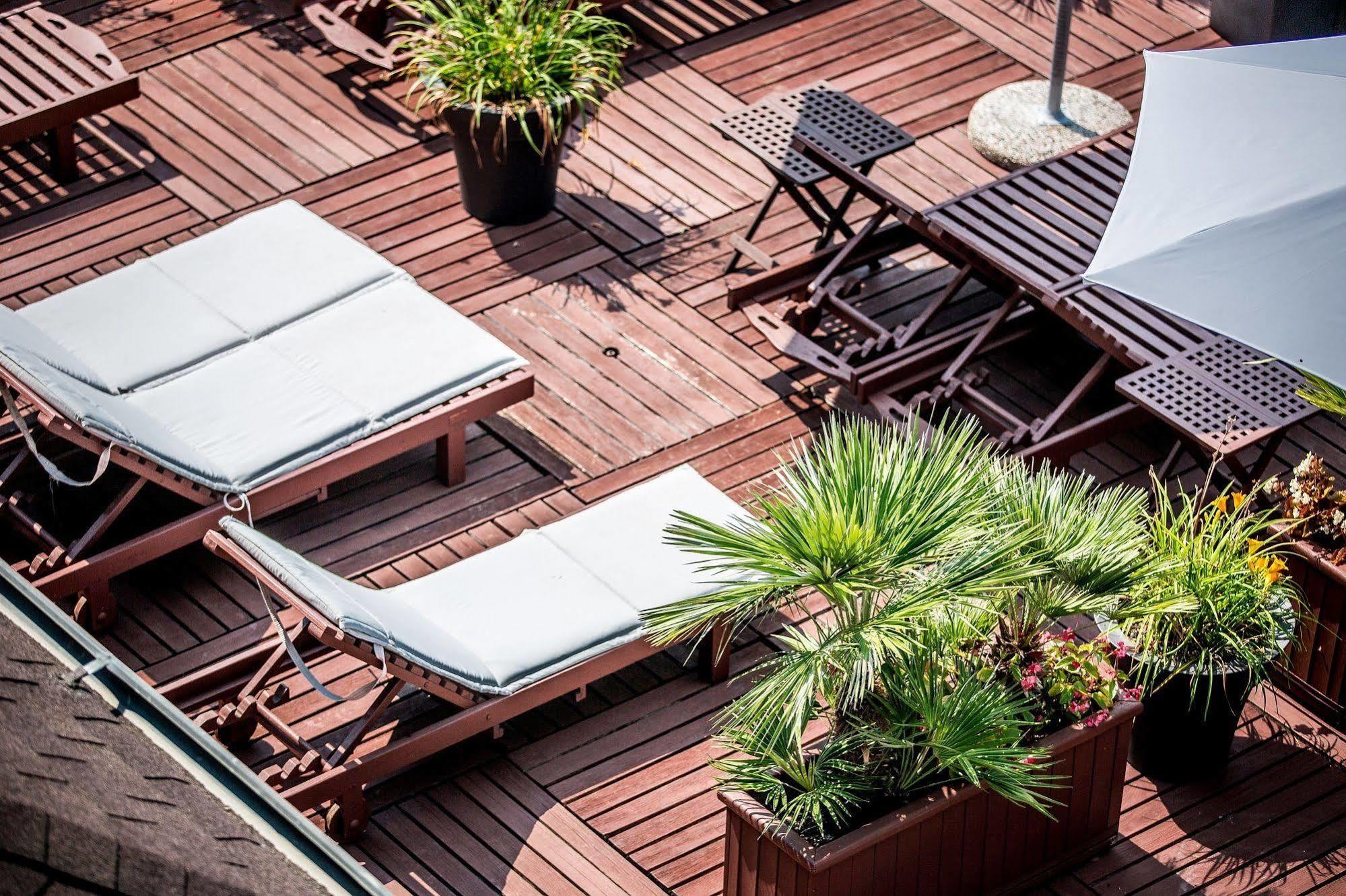Park Hotel Линяно Сабиадоро Екстериор снимка